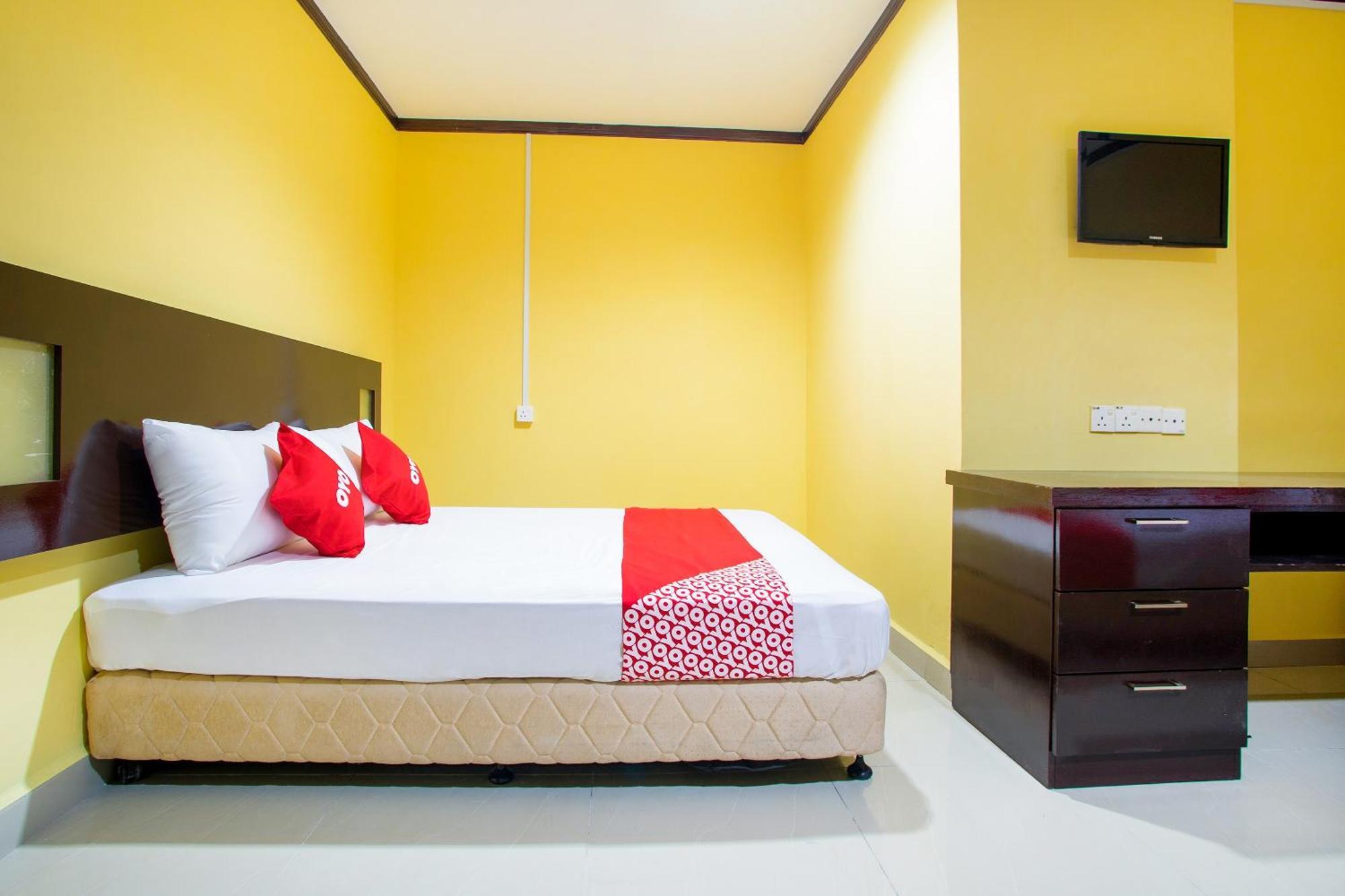 קלאנג Super Oyo 1219 Hotel Bbk מראה חיצוני תמונה