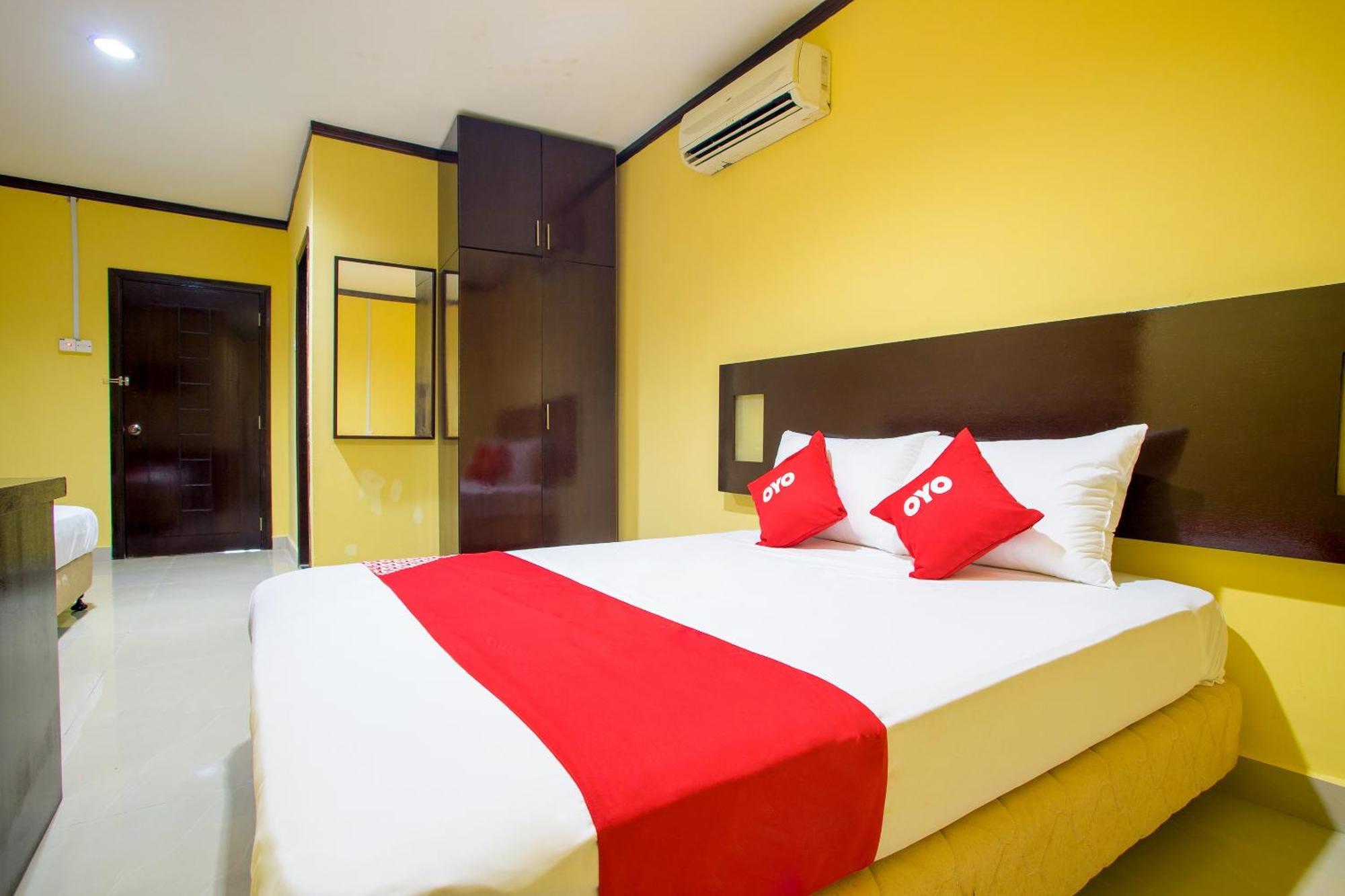 קלאנג Super Oyo 1219 Hotel Bbk מראה חיצוני תמונה